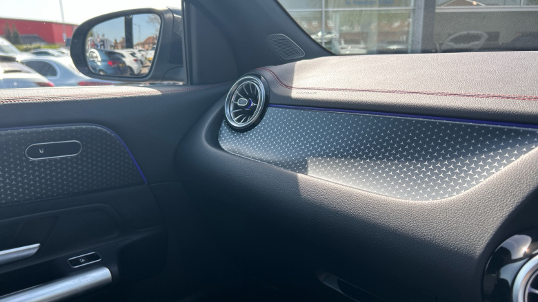 Mercedes-Benz Eqa 350 4M 215kW AMG Line Executive 66.5kWh 5dr At Electric Hatchback